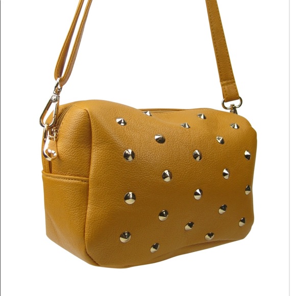 ✨Studded Crossbody Bag✨ - Picture 4 of 7